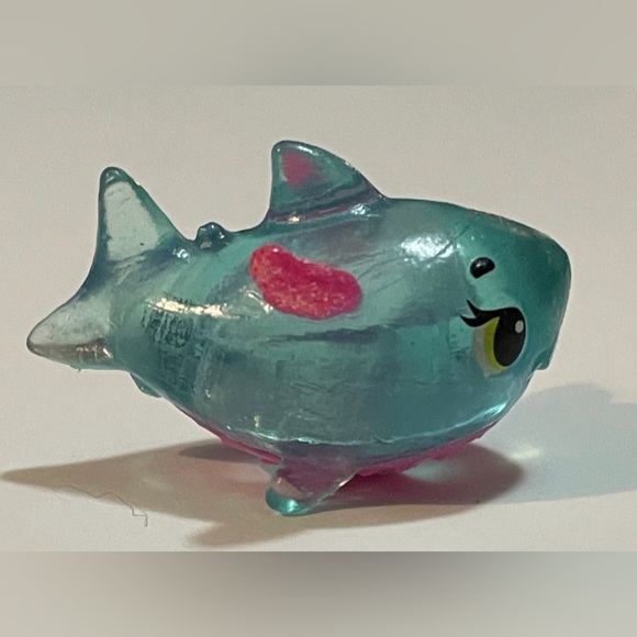 Hatchimals Colleggtibles Season 1 Ultra Rare Polar Paradise Pink Wings - Picture 4 of 8